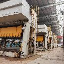 []合肥锻压5800吨液压线：出售
2000吨，台面2.6米/4.6米.