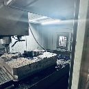 []名铁1580数控铣，2023年设备 宁波工厂在位使用 两线一硬轨道，50主轴 带链.